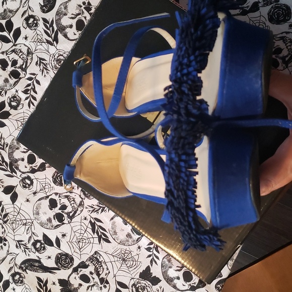 FRINGE ROYAL BLUE WEDGES WITH CRIS CROSS STRAPS - Picture 7 of 11